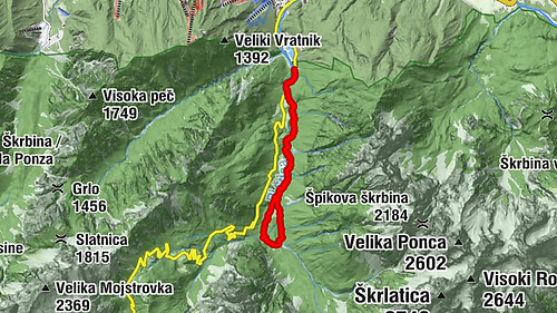 Spaziergang entlang der Pišnica
